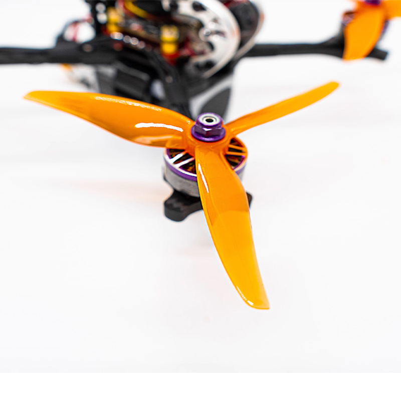 3ブレードt51366rc fpvドローン用プロペラ,エンジ - Radiomaster Ranger 2.4Ghz Elrs Module のレビューと価格